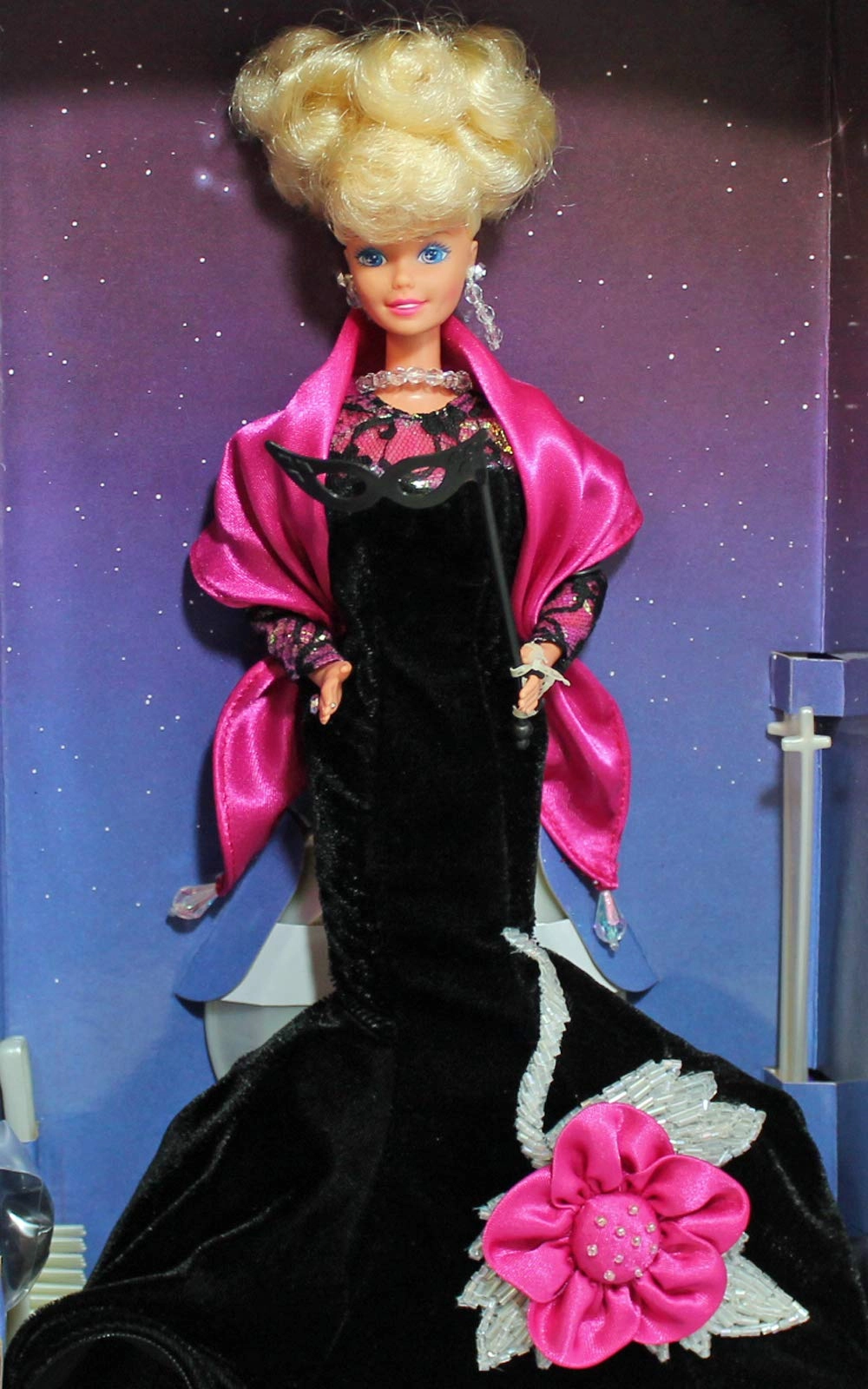 Barbie Spiegel Limited Edition Theater Elegance - 11.5" velvet Ages 3+
