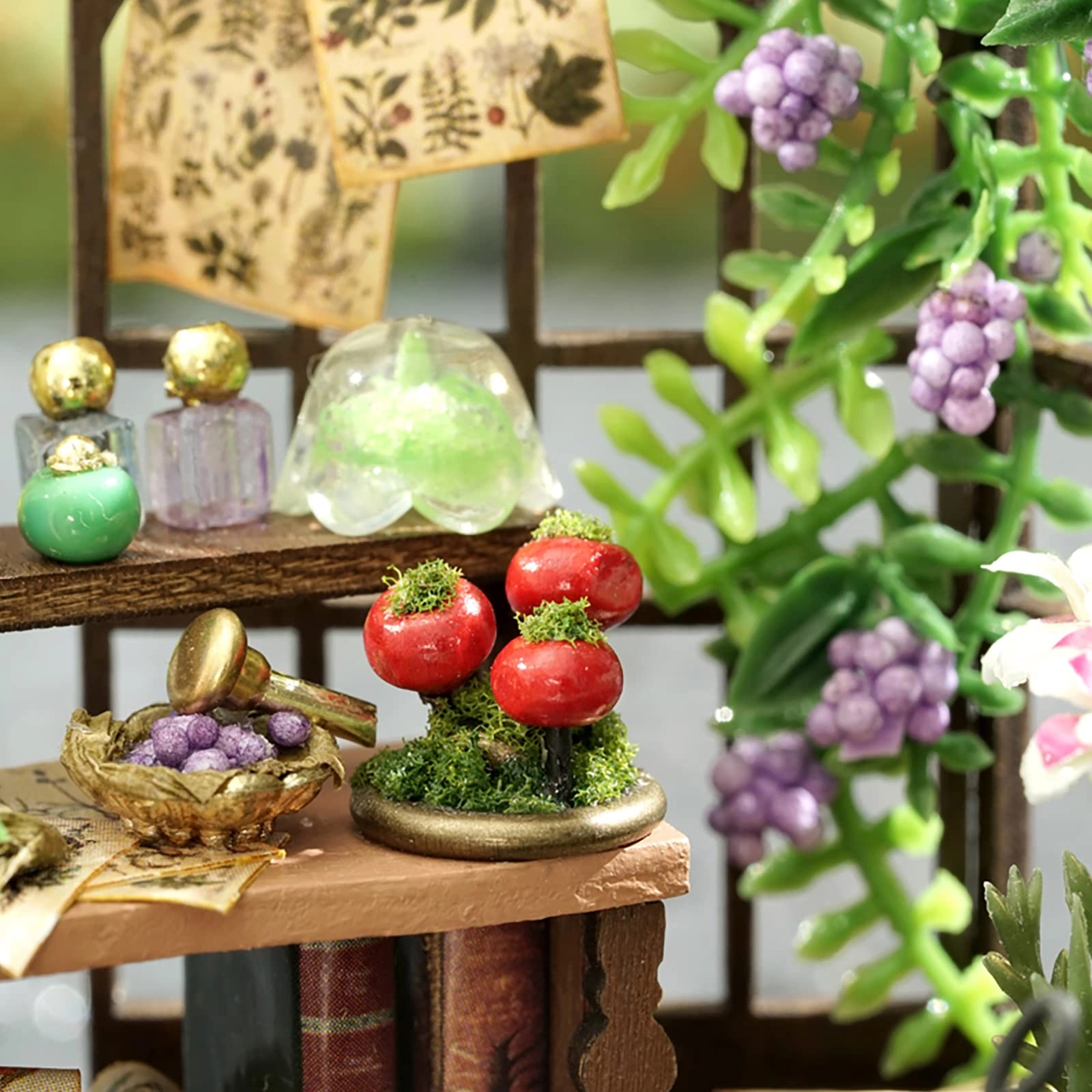 DIY Miniature Dolls House Kit - Magic Garden