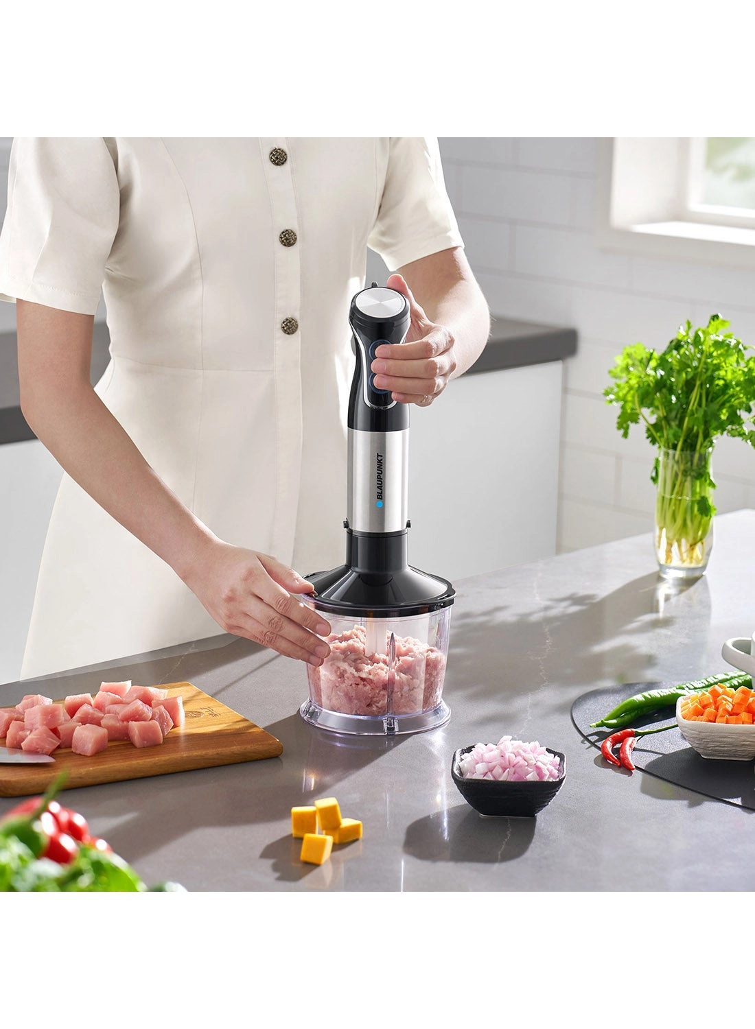 PCM475 - 2 Speed settings Detachable blending rod Ergonomic handle