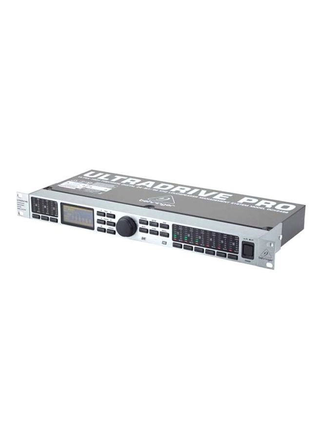 Ultra-Drive Pro - Black/White