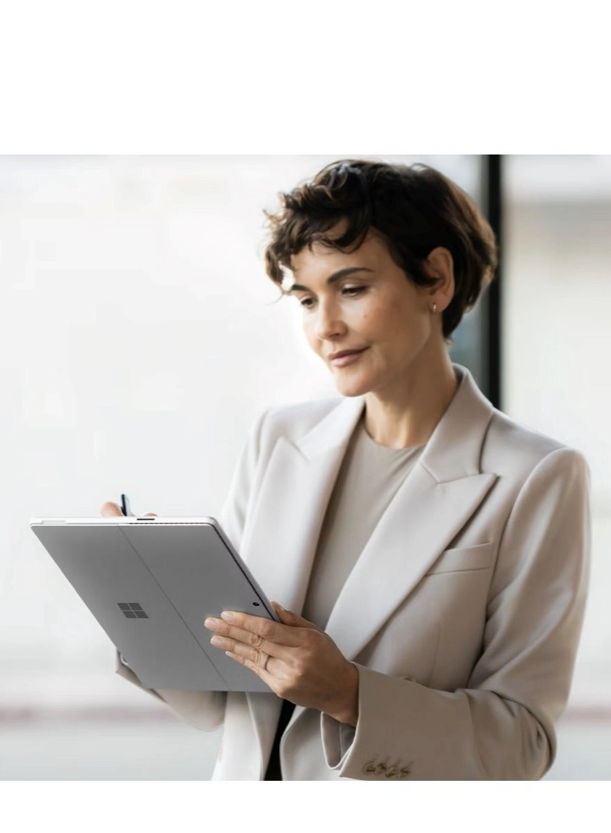 Surface Pro 10 - 13'' Core Ultra 5 135U 8GB DDR5 256GB SSD