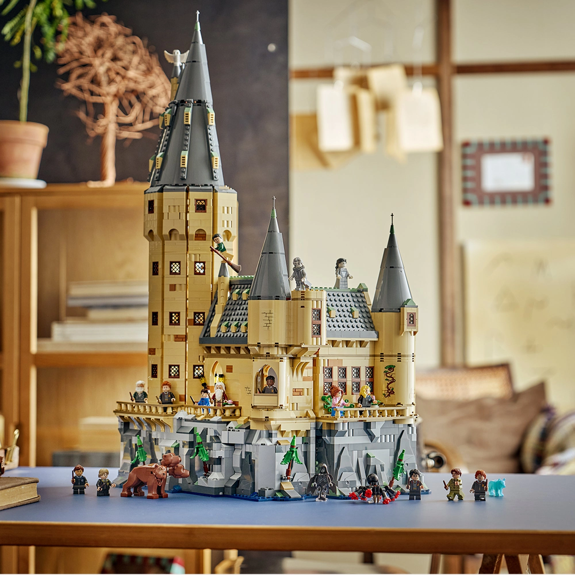 Hogwarts Castle: Hospital Wing - Harry Potter 907 pcs