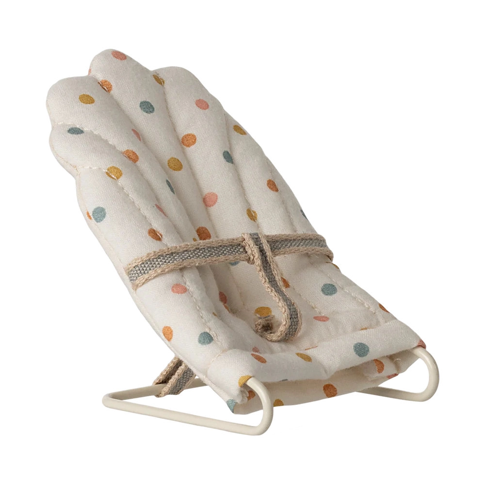 Maileg Babysitter - Miniature Toy Chair 7.5 x 6 x 8 cm