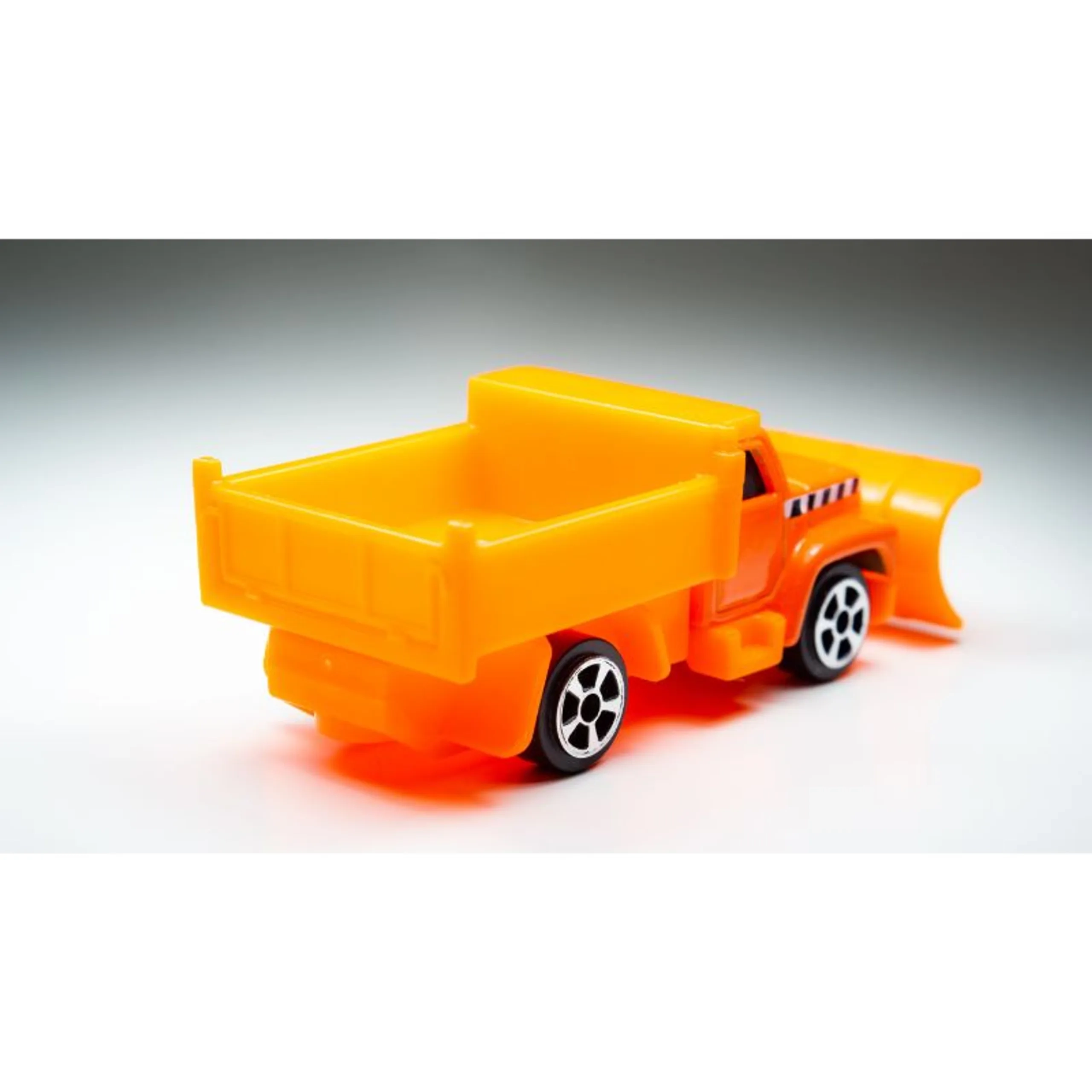 Maisto Fresh Metal Snow Plow - 3 inch