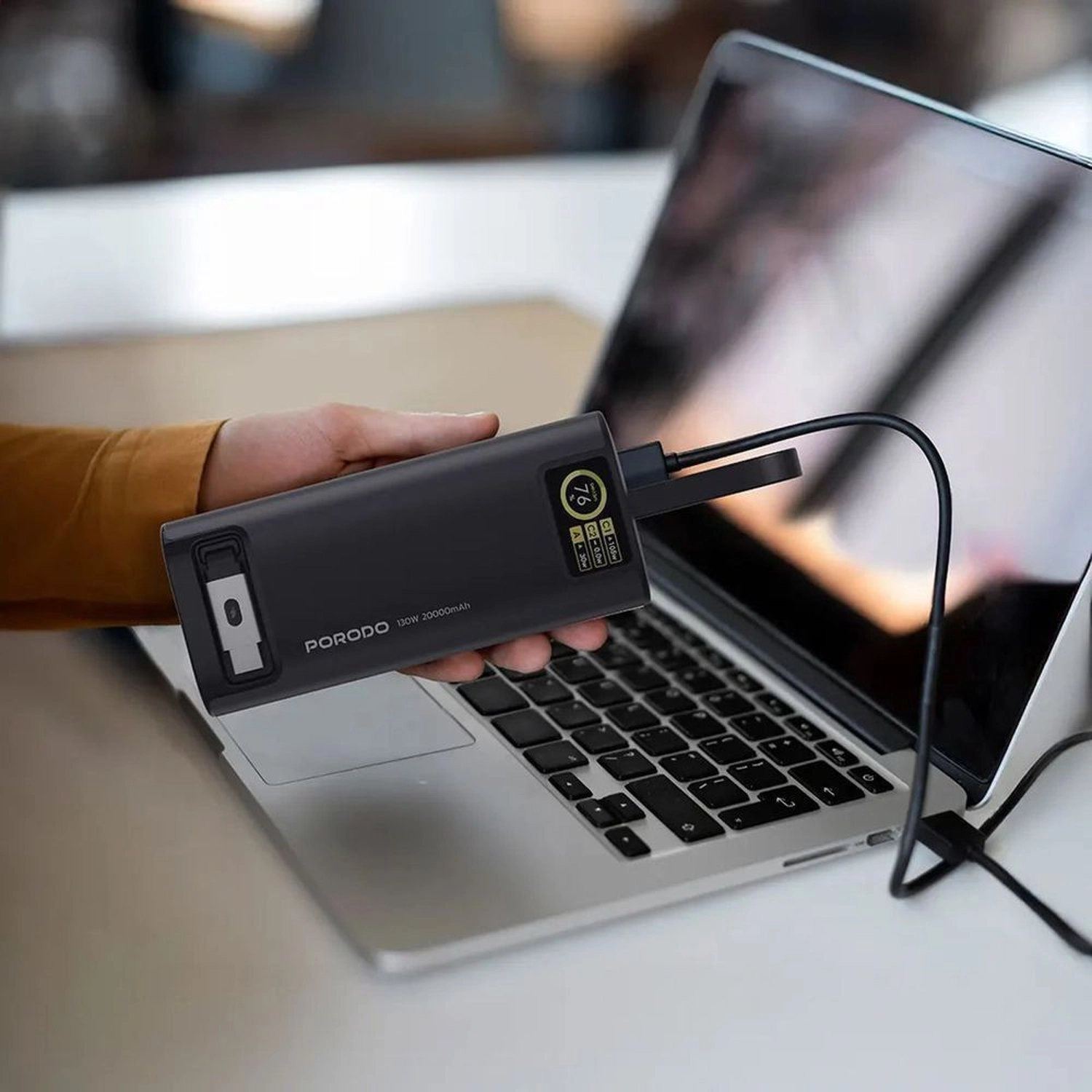 PB066 - 20000mAh 130 Watt