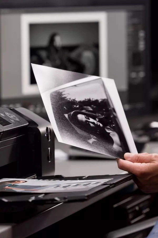 Outstanding monochrome print quality