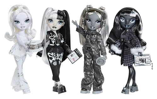 Luna Madison Fashion Doll - grey hair Sleepover