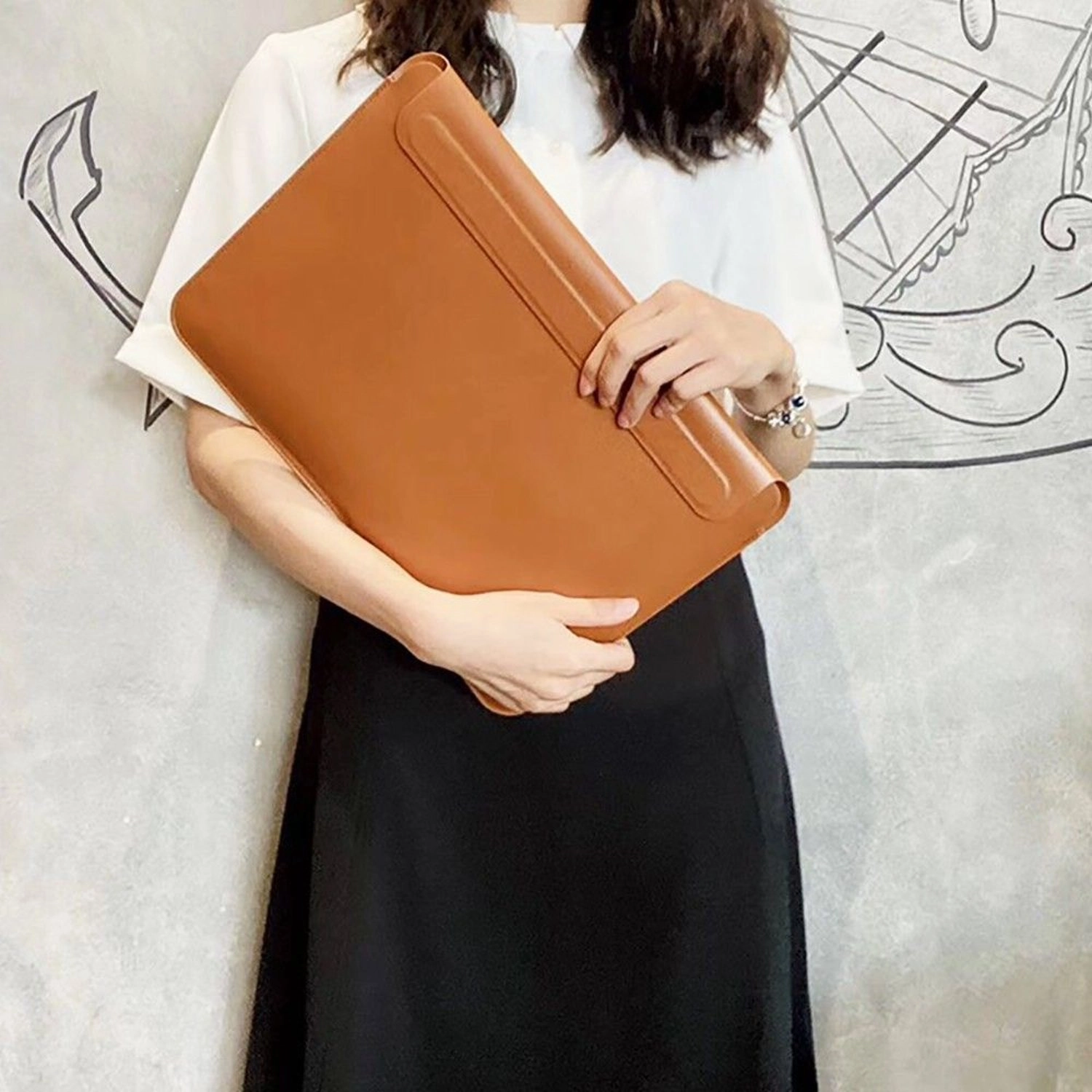 Skin Pro Slim Stand Sleeve for 16.2-Inch Laptop