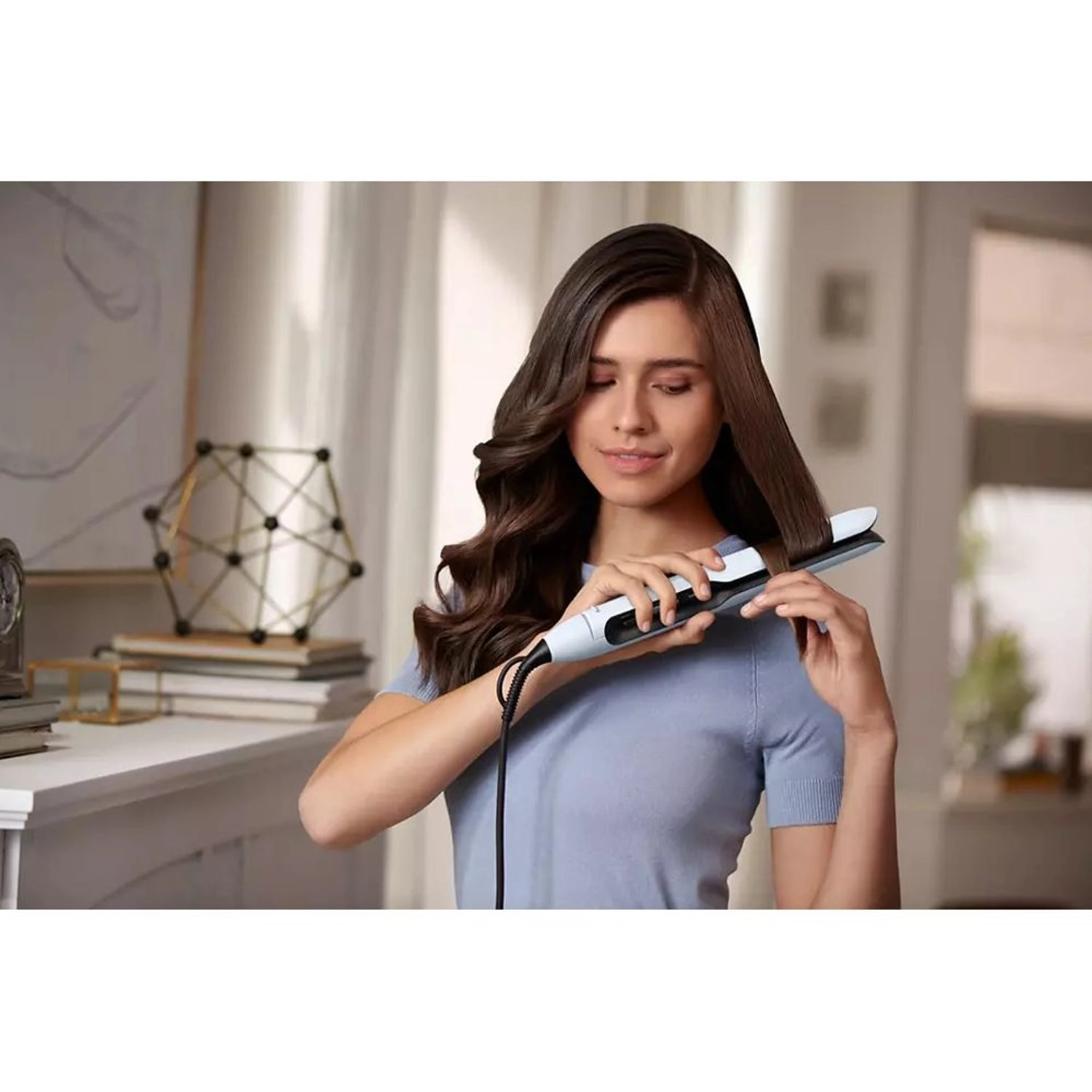 Series 5000 - Hair Straightener White