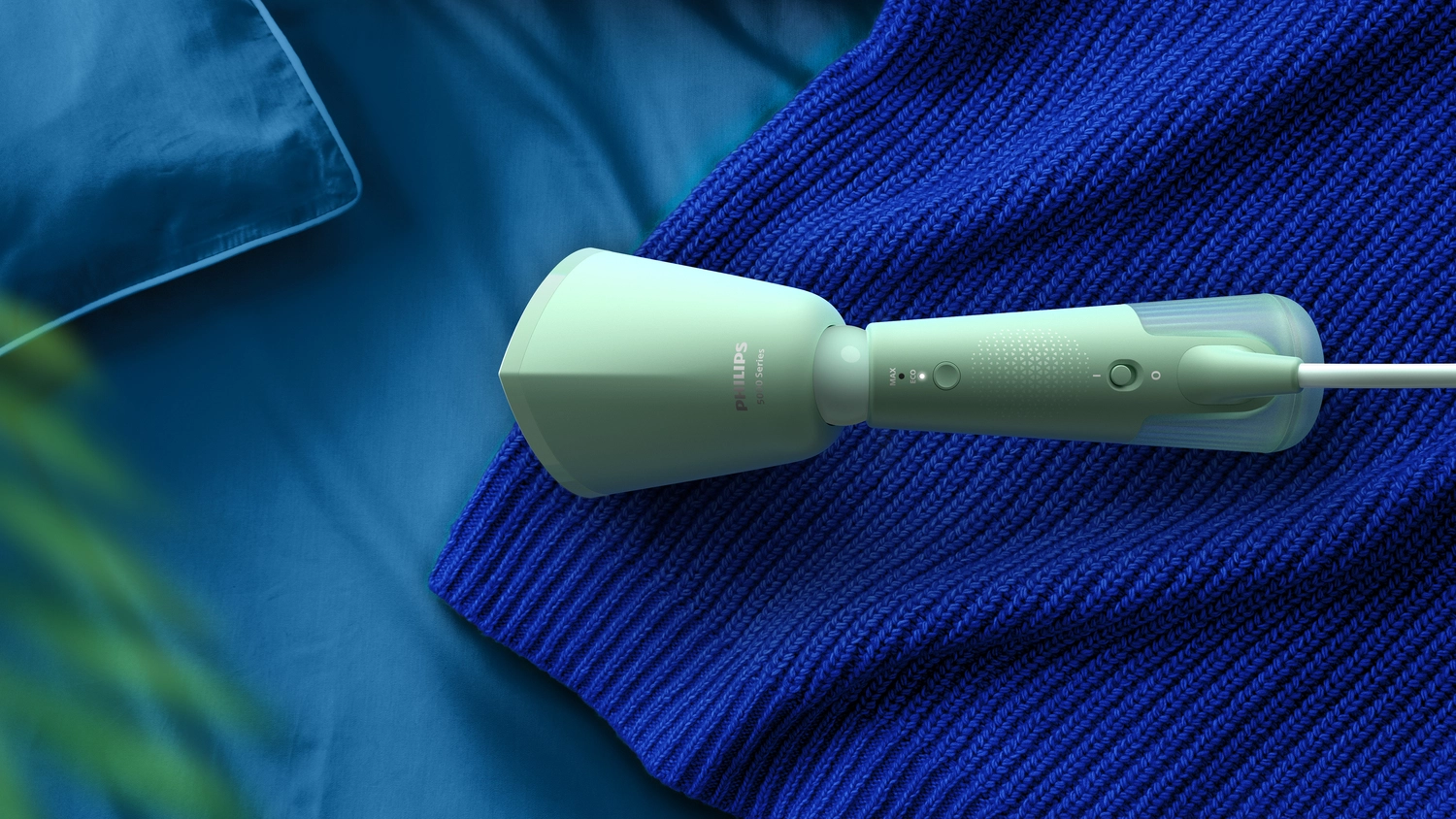 5000 Series Handheld Steamer - 1400 W Marine Blue