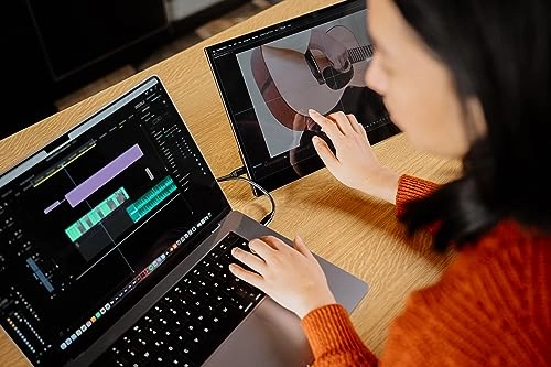 PMT-15 - 3840x2160 17.3 Inches