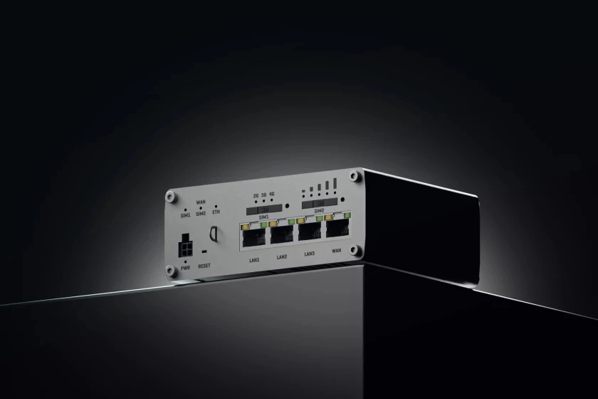 RUTX09 - LTE Cat6 802.11ac