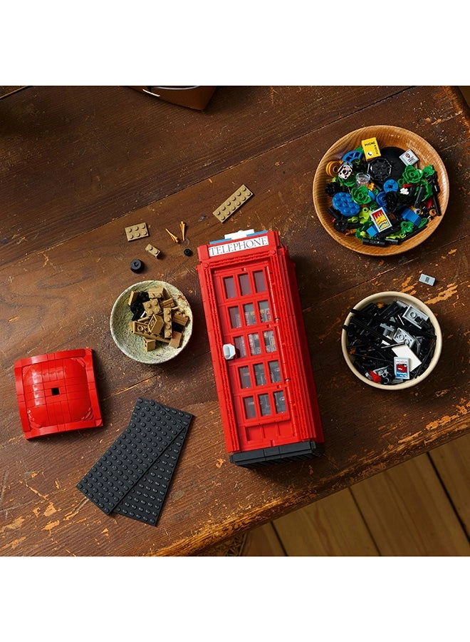 Red London Telephone Box (21347) - Model Kit Mobile Phone Stand