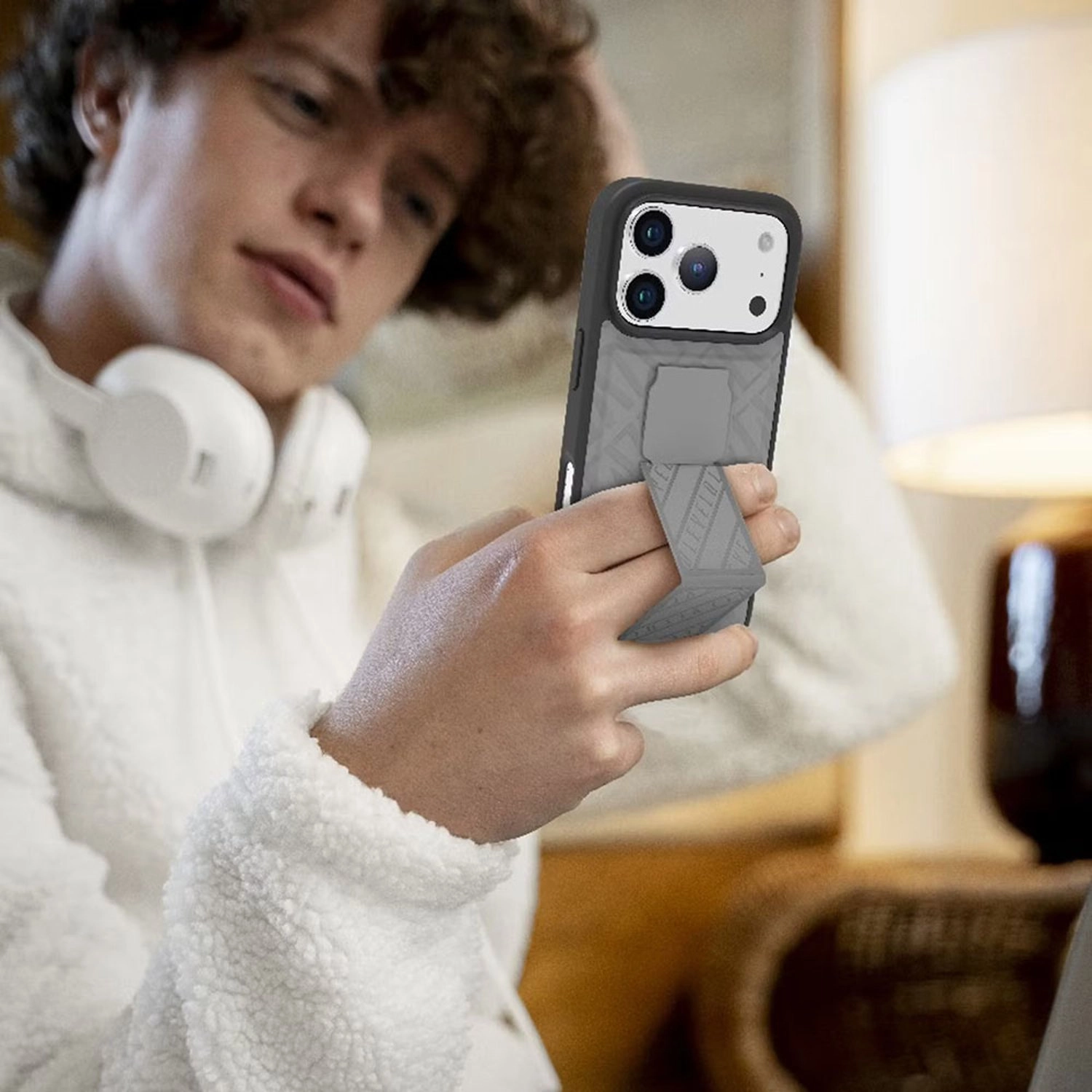 Morphix GripStand Case for iPhone 17 Pro Max