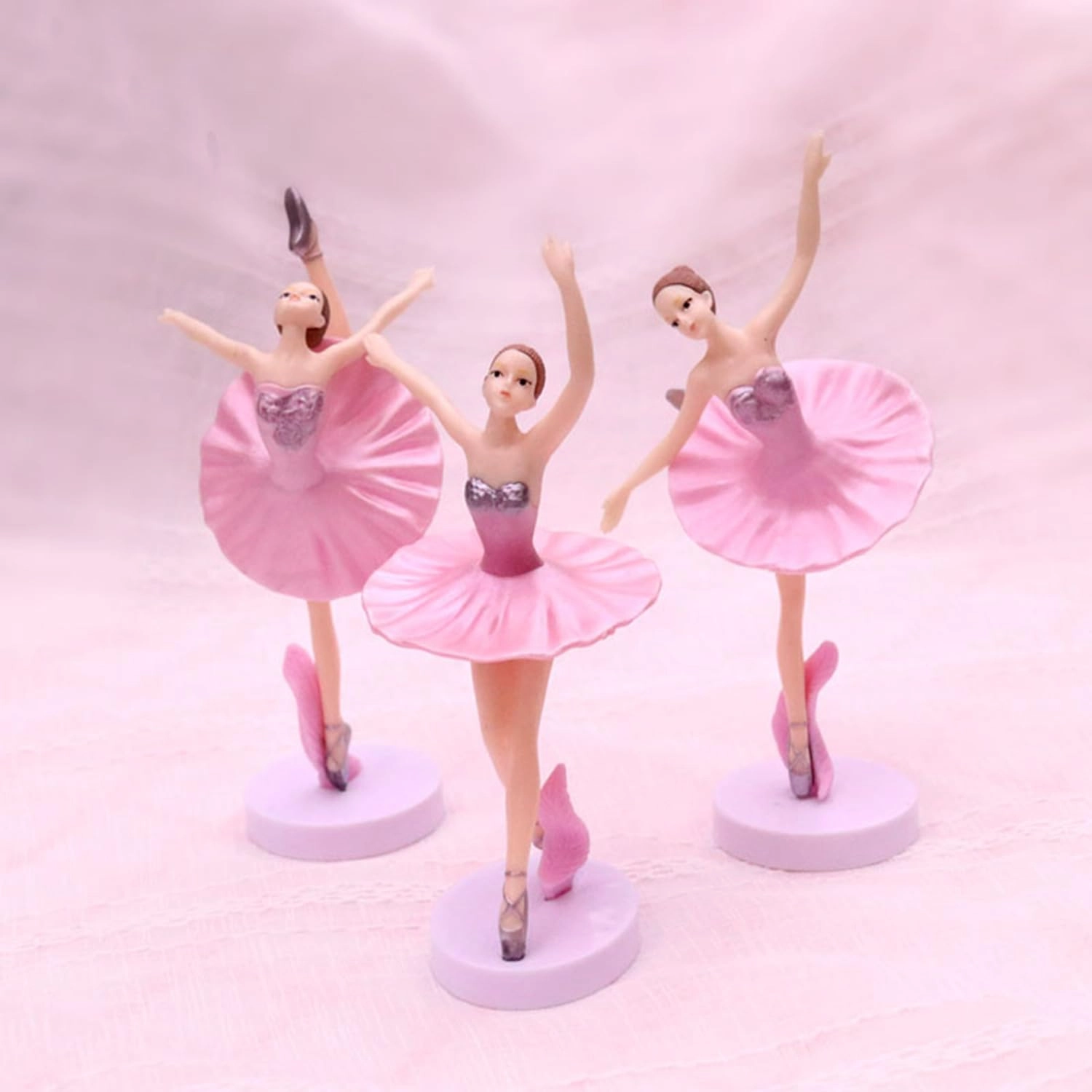 Spiaty Cute Girl - Plastic