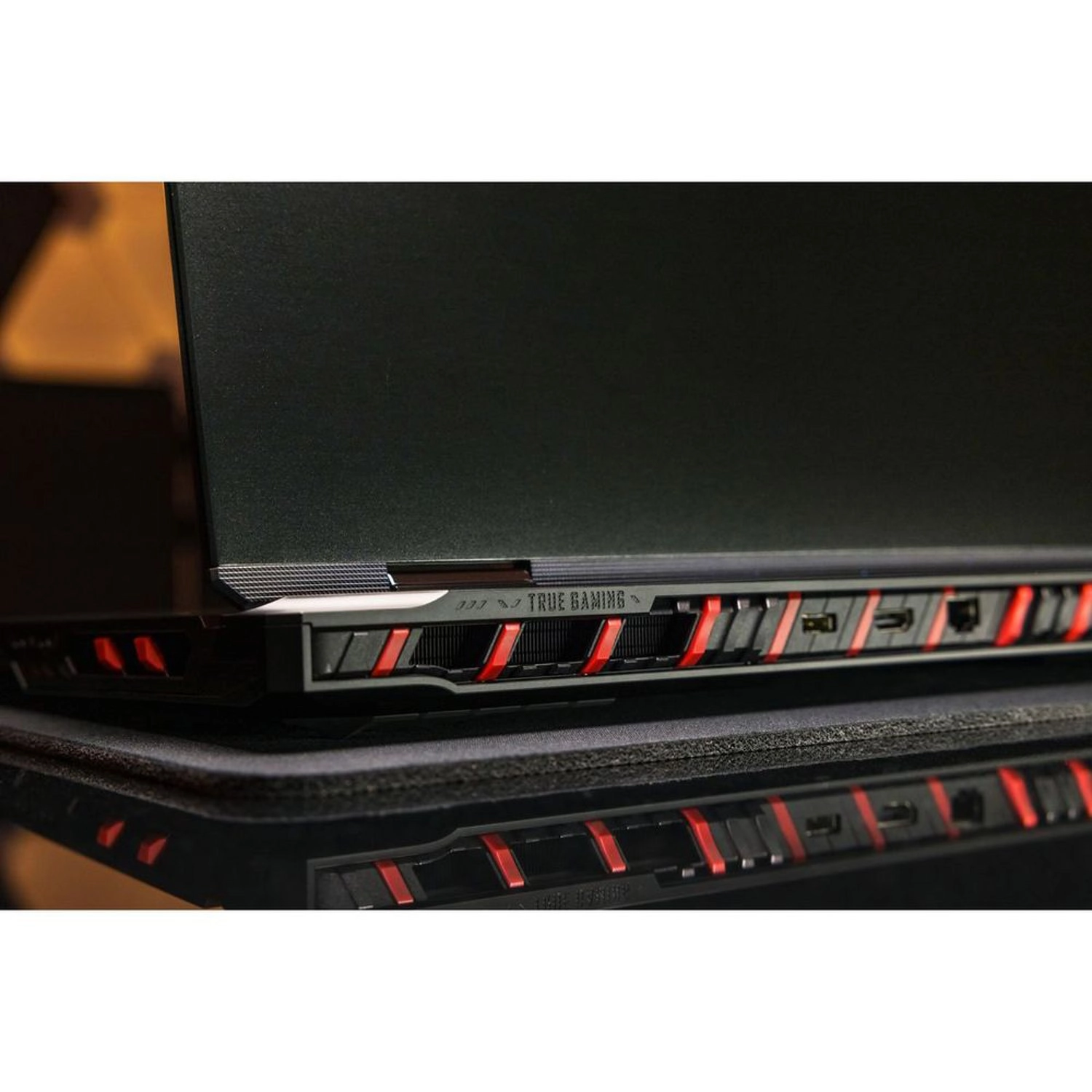 Raider 18 HX AI A2XWIG - 18'' Core Ultra 9-285HX 64GB DDR5 2TB SSD