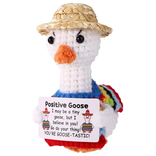 Graduation Goose Crochet - 9x8x6cm