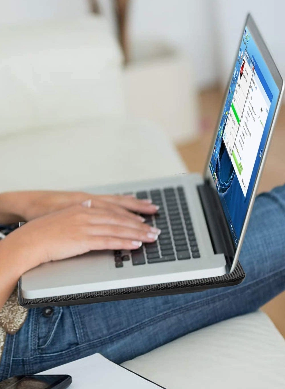 Notebook Cooling Pad - Dual silent cooling fans