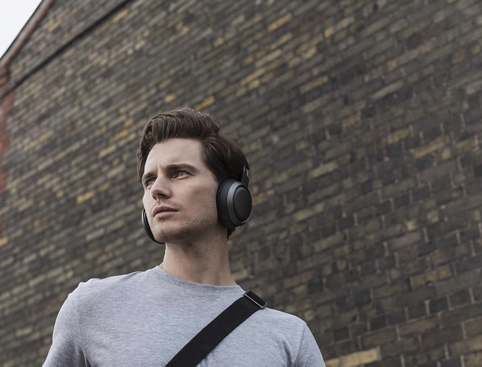 Fidelio Wireless Headphone