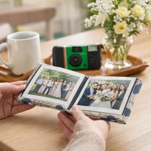 QuickSnap Flash 400 - 27 exposures ISO 400 + 36 Slot Photo Album - Purple Heart Fabric