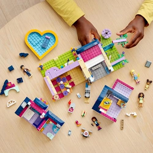 LEGO Friends Andrea's Family House (41449)
