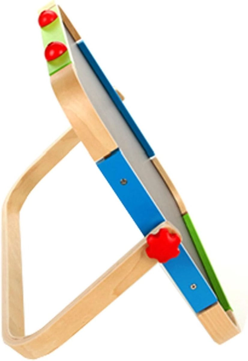 Anywhere Art Studio - easel 2 chalk pieces 1 eraser magnetic wood clamp