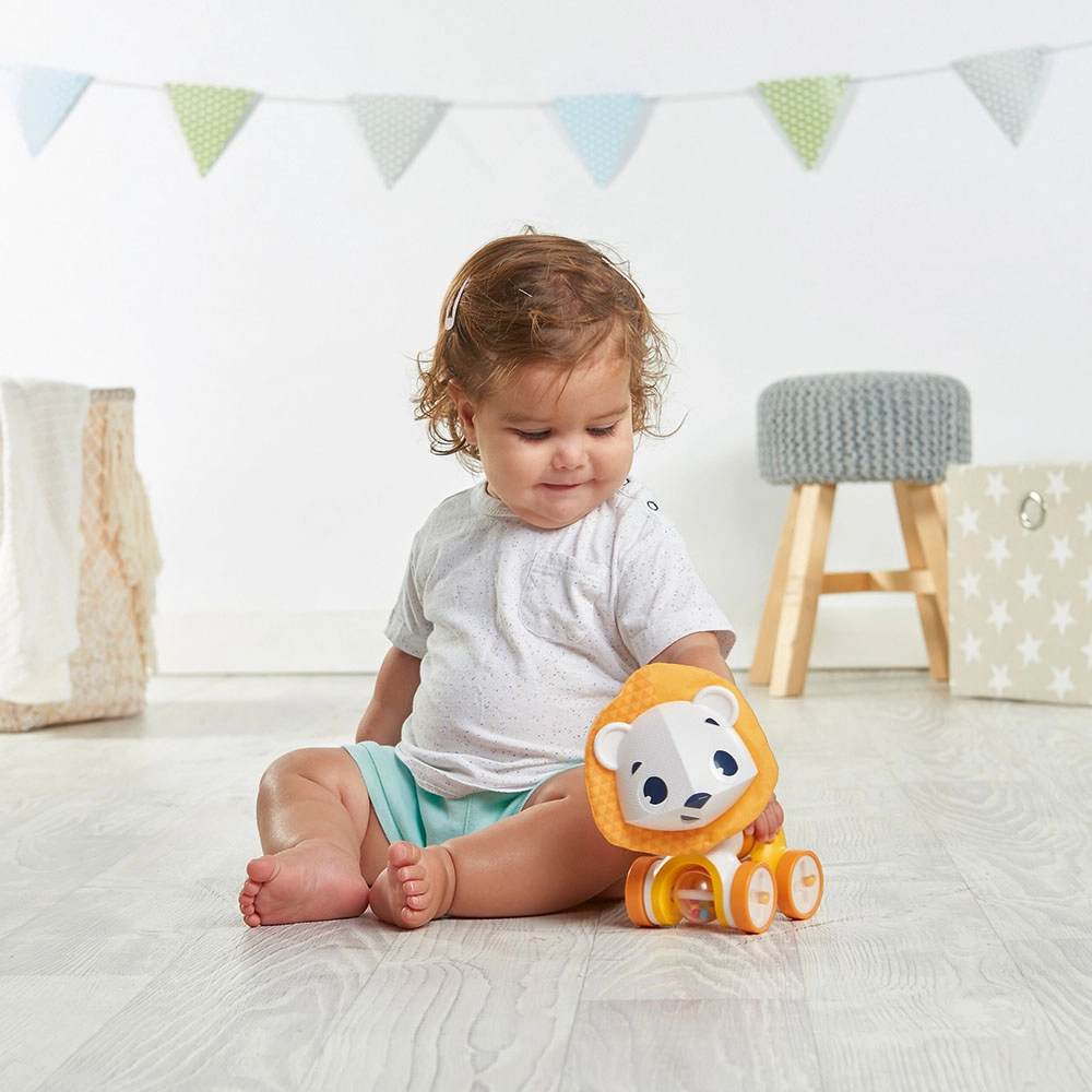 Leonardo The Lion - Suitable for 3 months and above