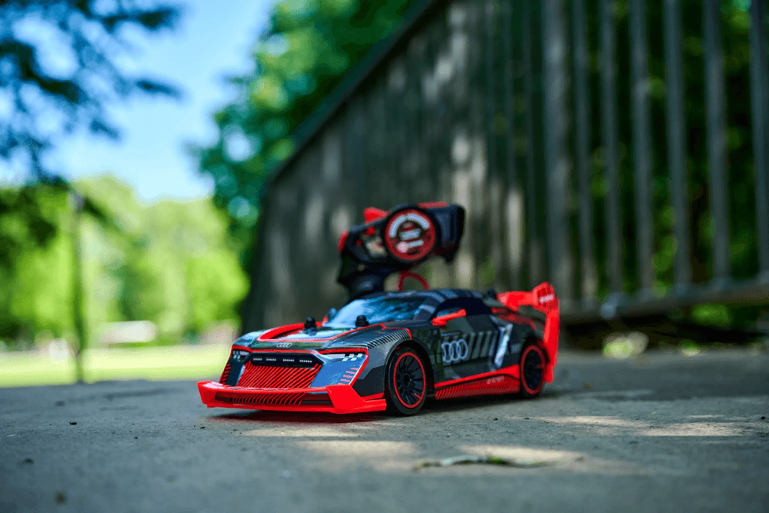 Audi S1 E-Tron Quattro - 2.4 GHz 4WD