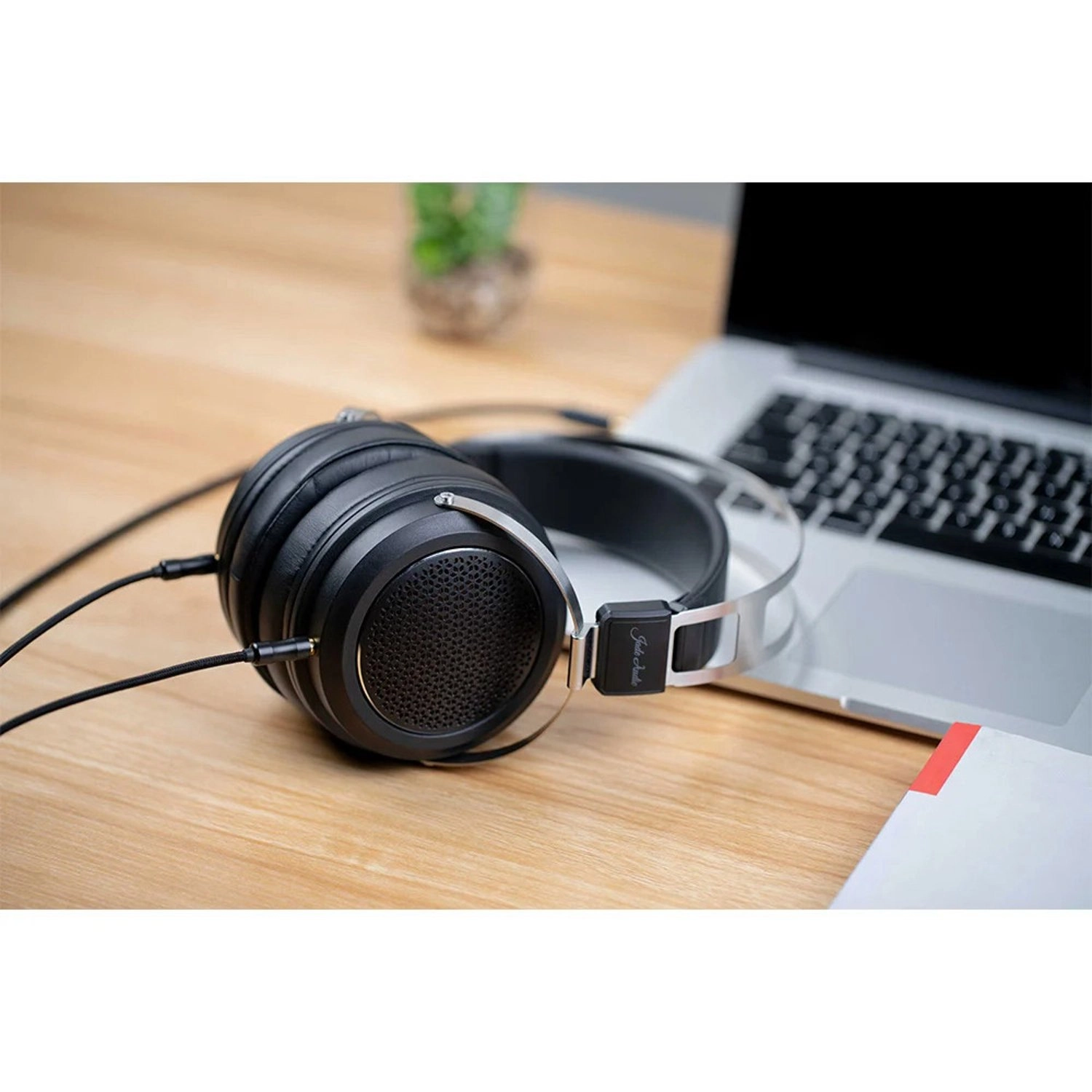JT1 Wired Headphone