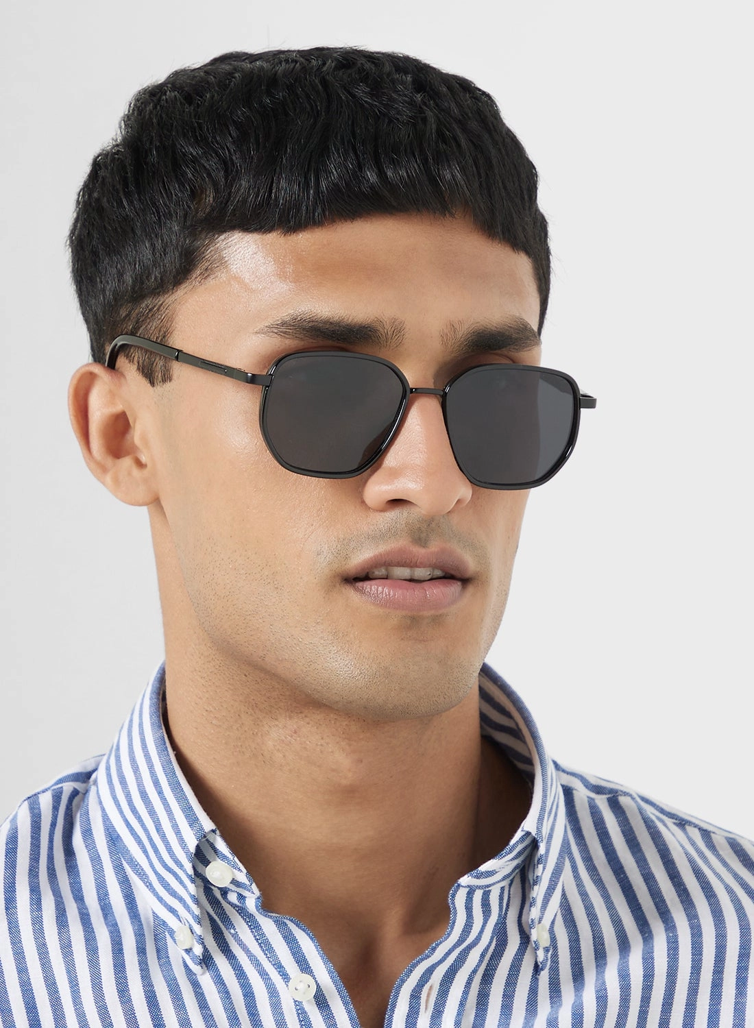 Angular Aviator Sunglasses - Black