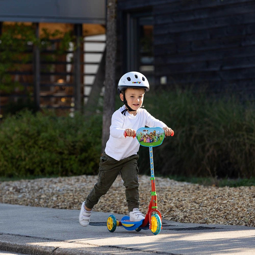 Super Mario 3-Wheel Kick Scooter
