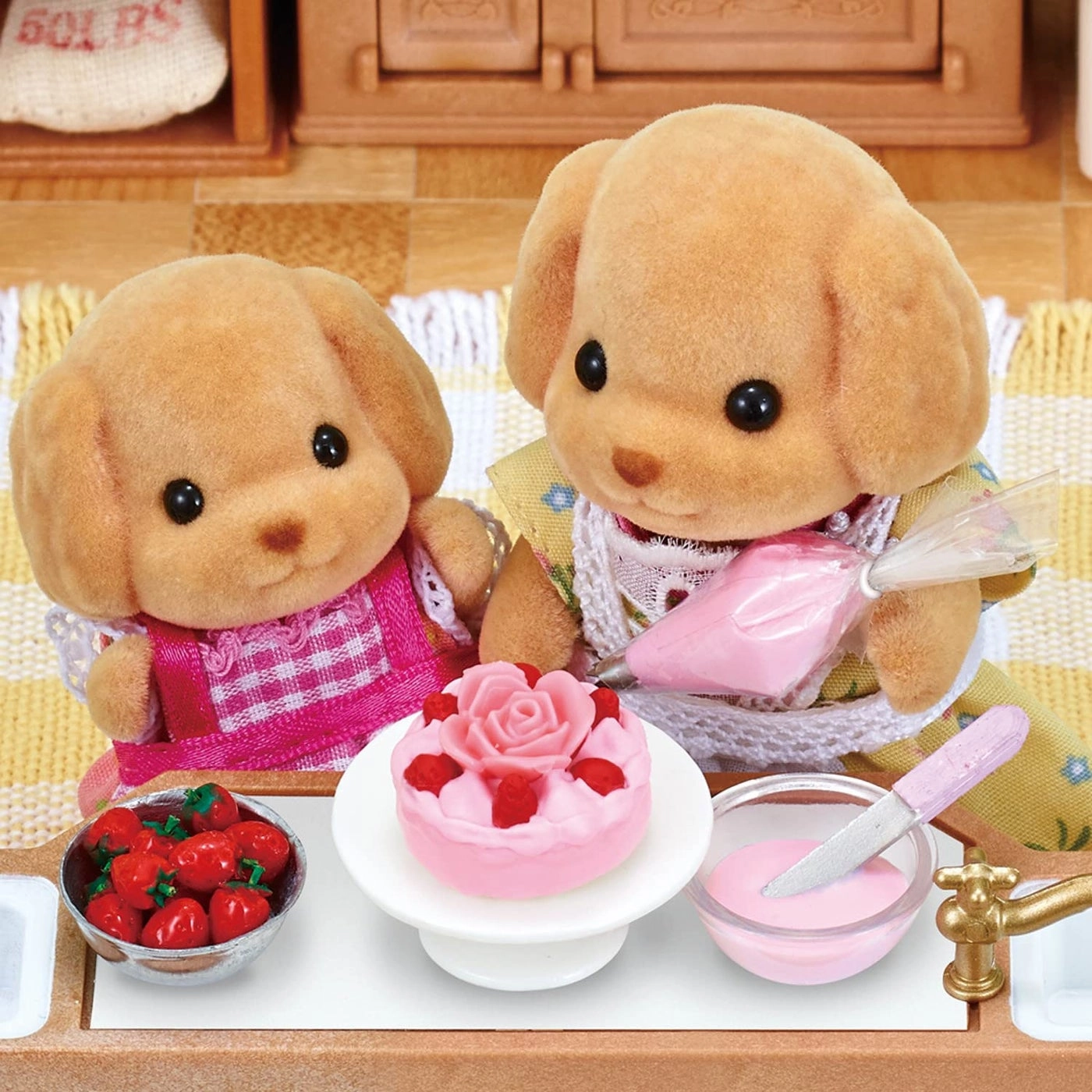 Toy Poodle Family (CC1735) 4 pcs