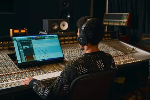 R50x Wired Headphone