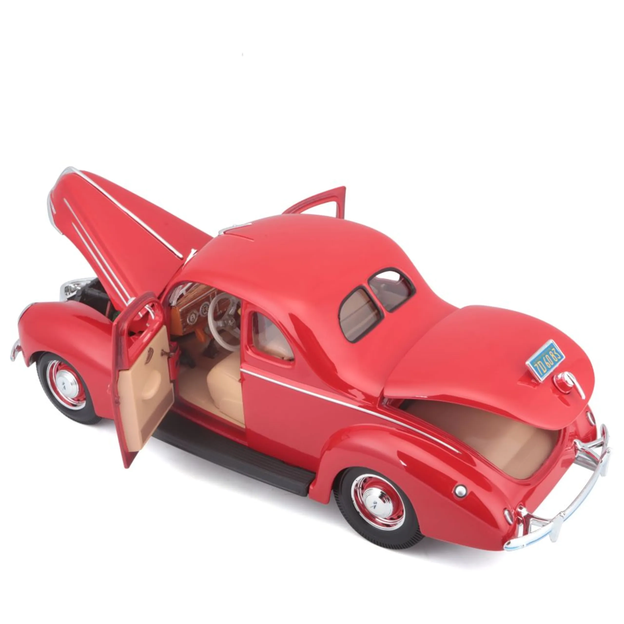 1939 Ford Deluxe Coupe - 1:18