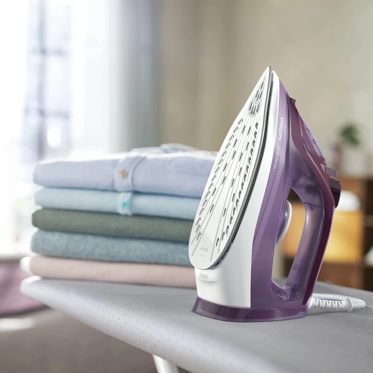 3000 Series Steam Iron - 300 ml Upto 200 g