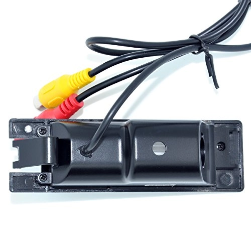 Car Rearview Camera - 728 x 512 pixels