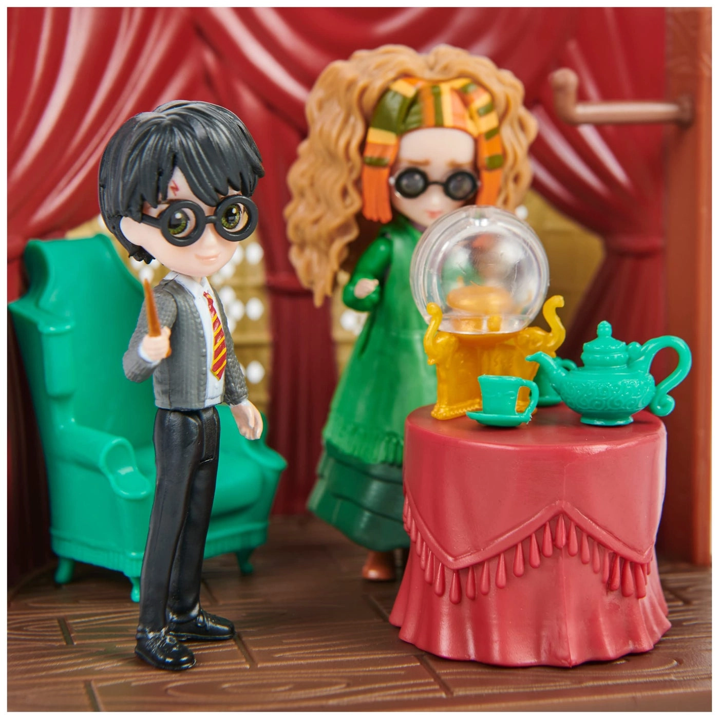 Hogwarts Divination Classroom - Harry Potter + Professor Trelawney 2 pcs