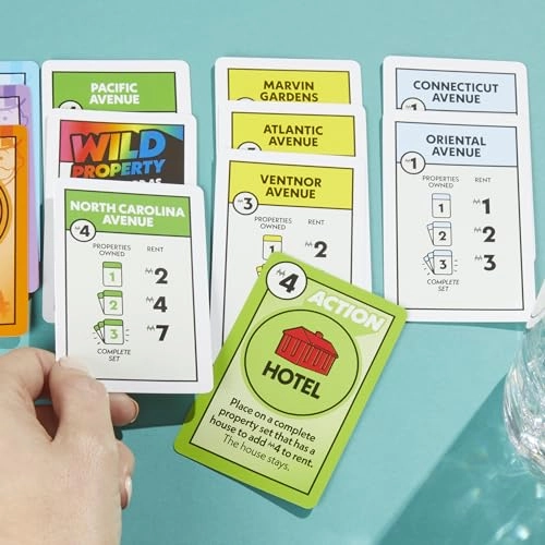 Monopoly Deal - Card Game