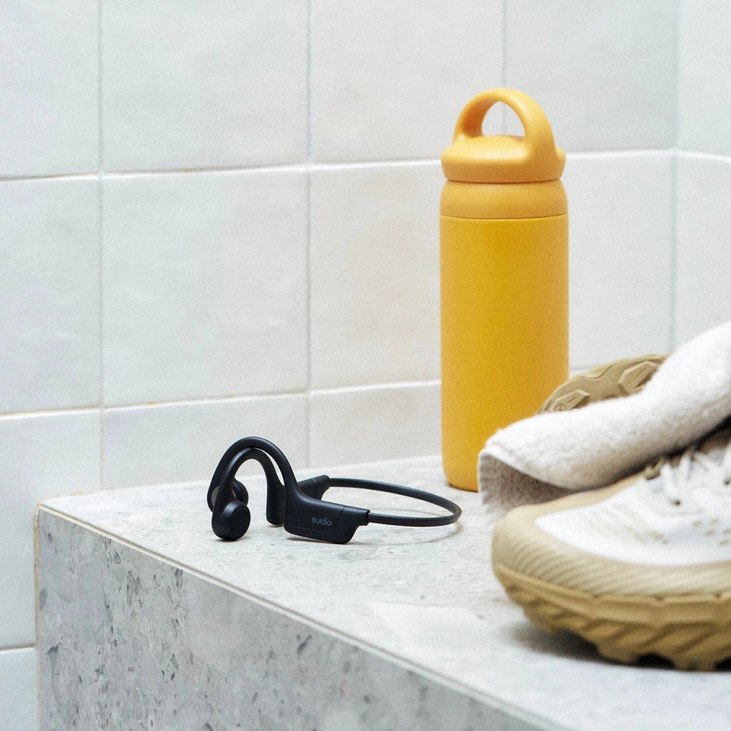 B4 - Wireless Headphone