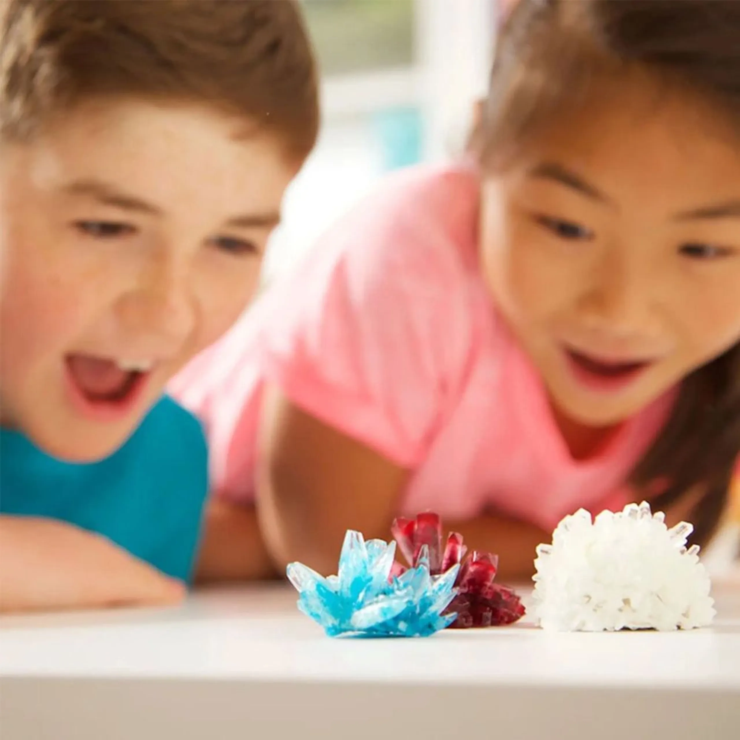 Crystal Growing Science Experiment Kit - Grow Seven Vivid 10 years