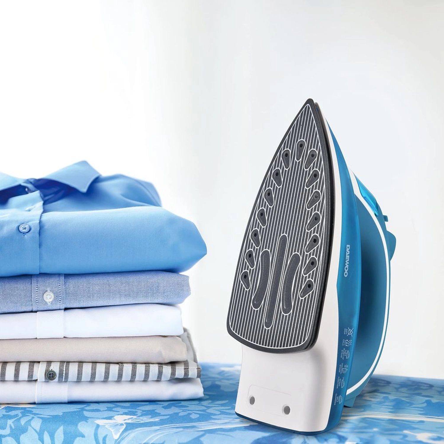 DSI2028W - Steam Iron 2200W 310ml
