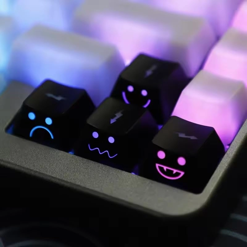 Smiley Backlit Keycap Set - USB-A