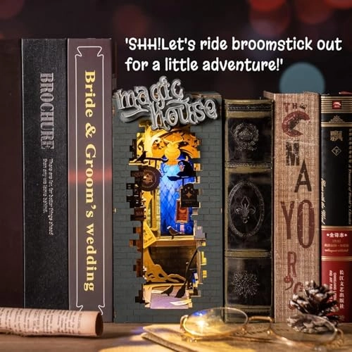 Book Nook Kit - 216 pcs Building