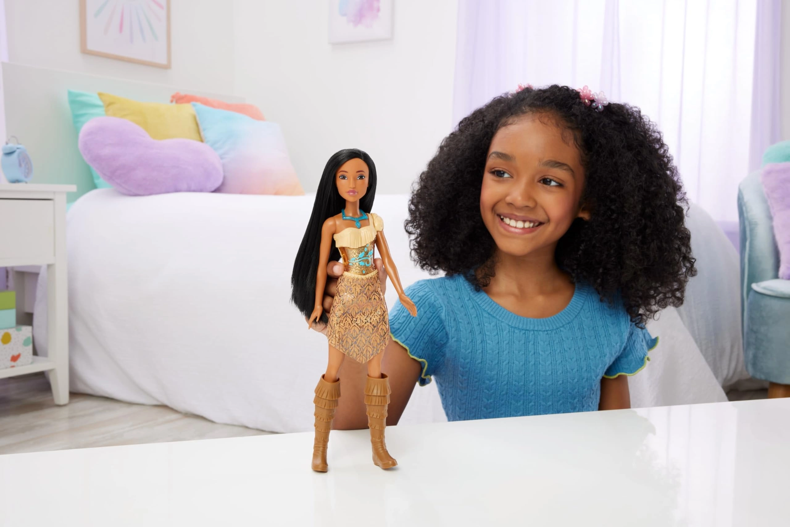 Pocahontas Fashion Doll - Posable Sparkling Clothing Accessories Ages 3+