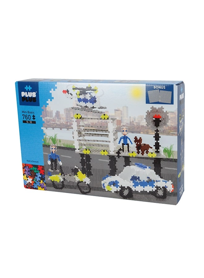 Police Station Building Set - 760 pcs