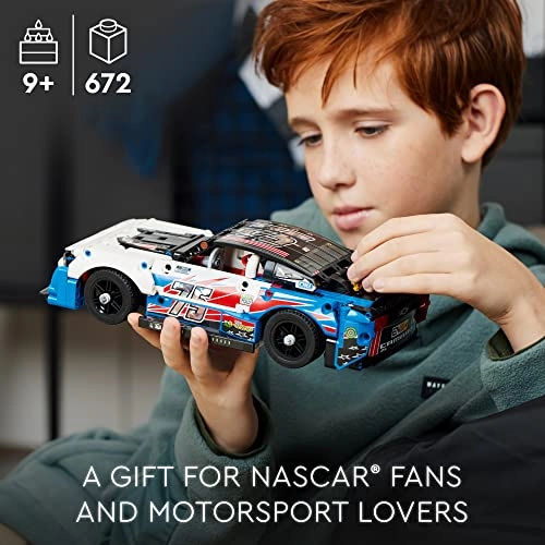 Technic NASCAR Chevrolet Camaro ZL1 (42153) - Ages 9+
