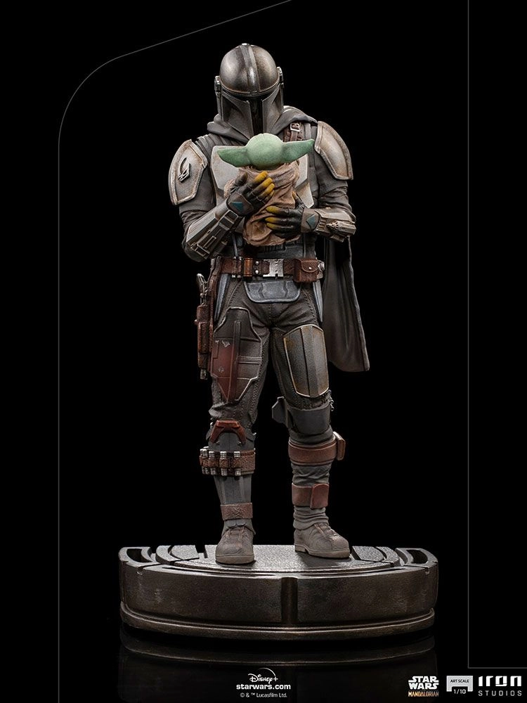 The Mandalorian on Speederbike Deluxe - Star Wars - Battle Diorama Series Art Scale 1:10