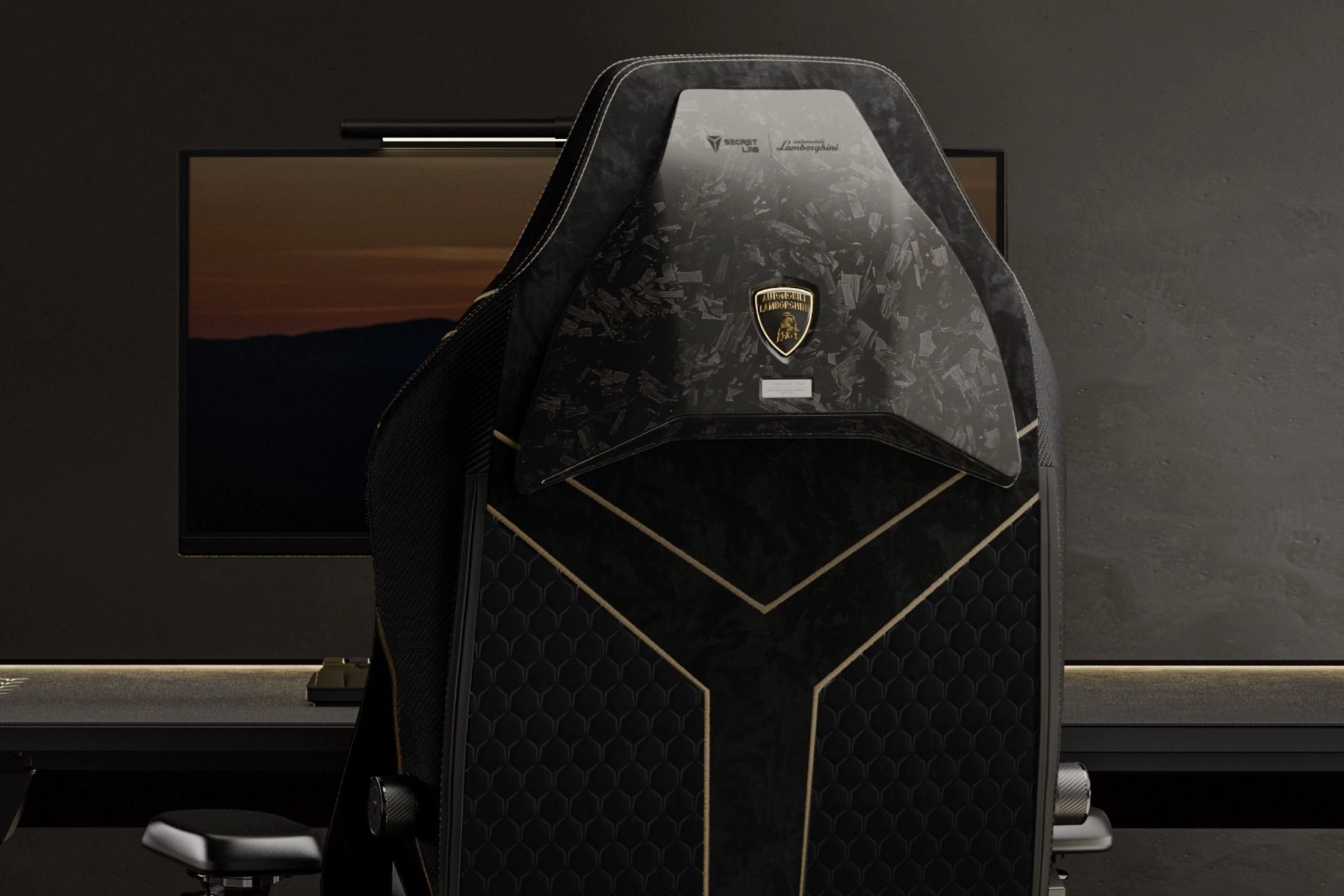 Pinnacle Superleggera Edition - Forged carbon top plate Dinamica upholstery