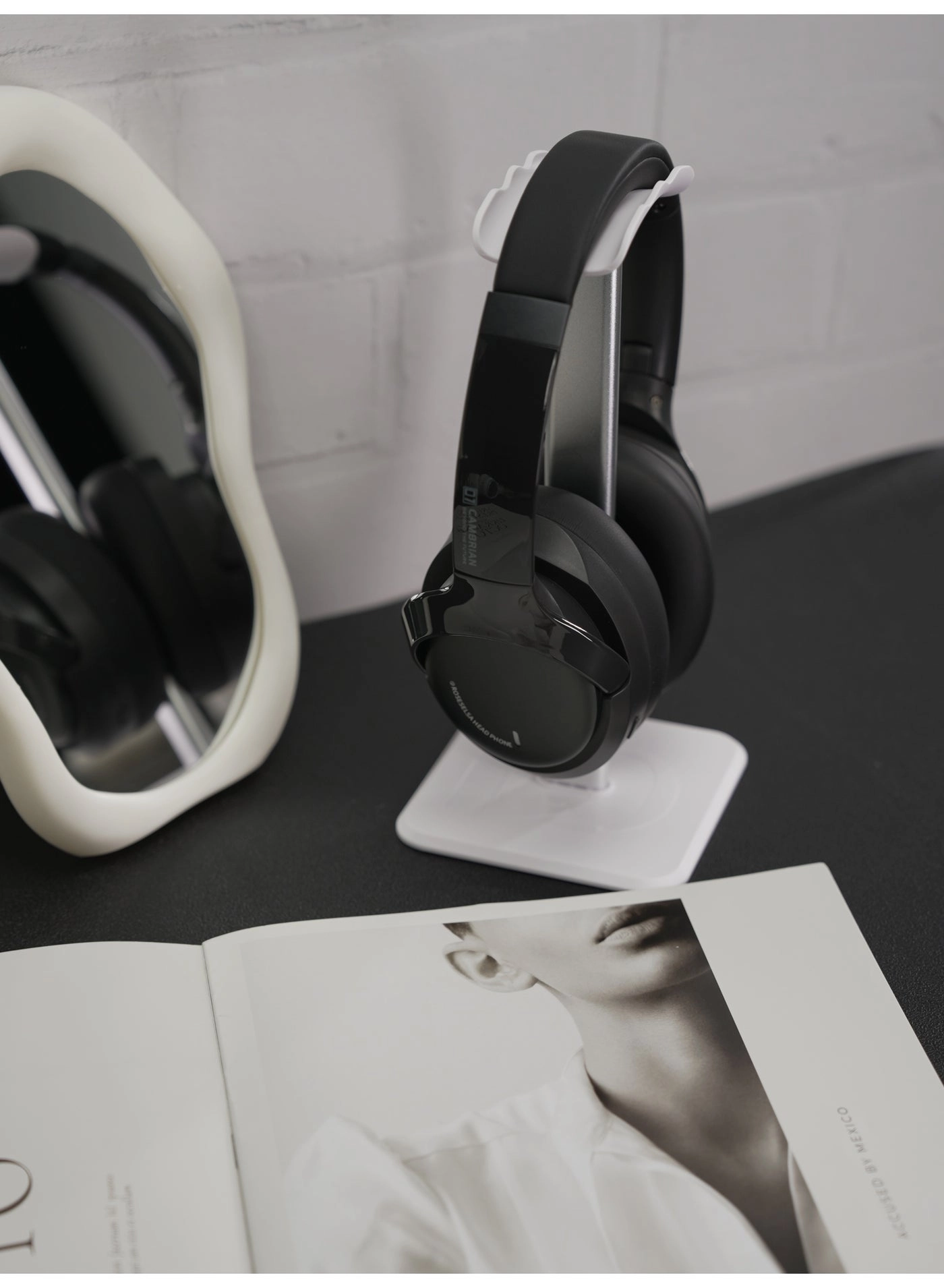 CAMBRIAN - Wireless Headphone