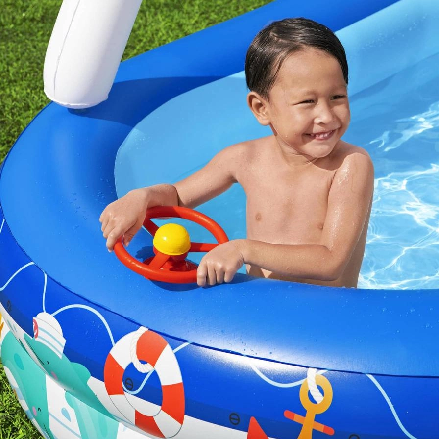 Sea Captain Family Pool
